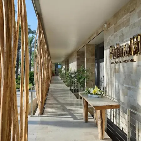 فندق Yalikavak Marina 4*