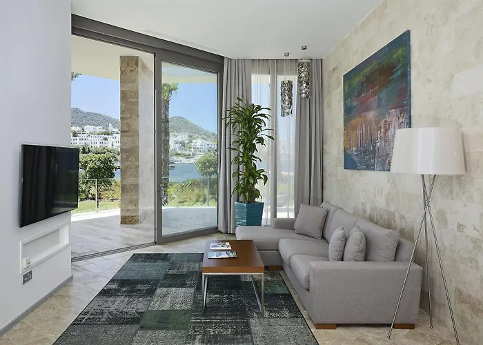 Отель Yalikavak Marina 4*