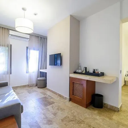 Yalikavak Marina By Mett Collection