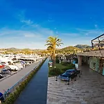 Отель Yalikavak Marina 4*
